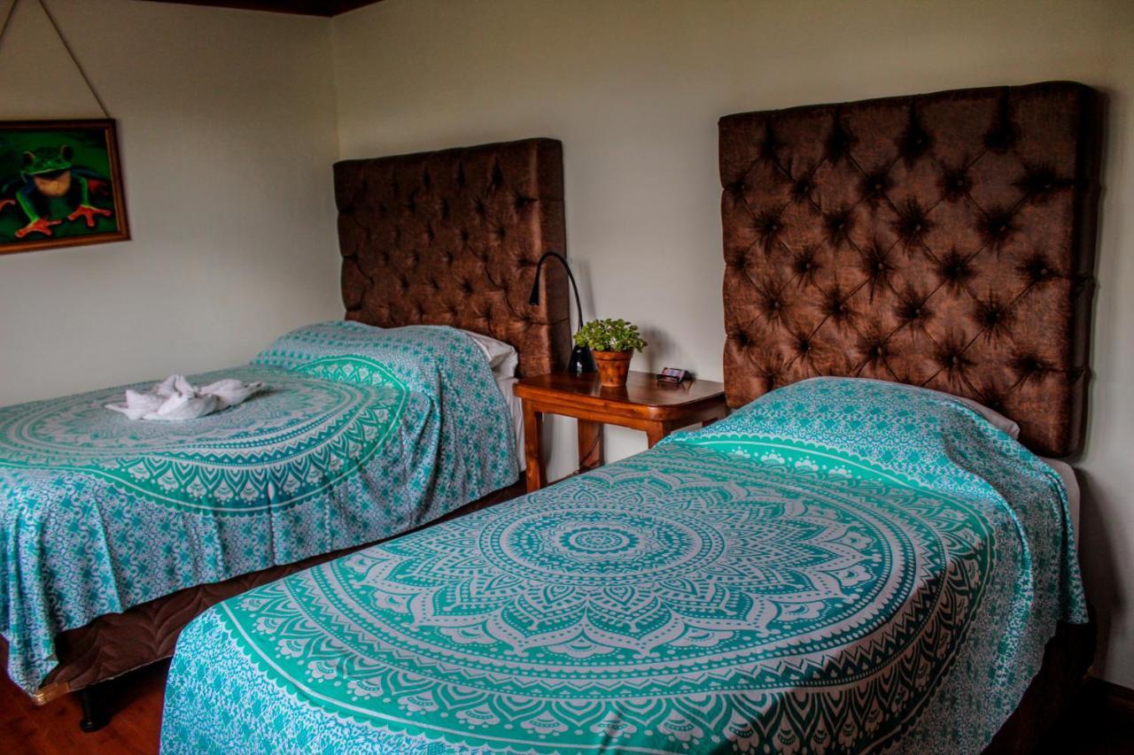 Luna Inn B&B Ciudad Cariari المظهر الخارجي الصورة