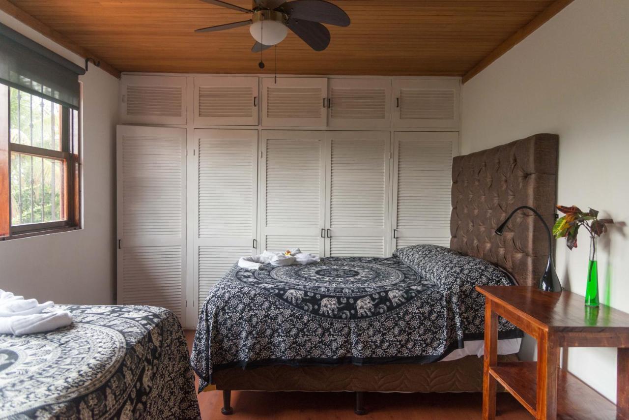 Luna Inn B&B Ciudad Cariari المظهر الخارجي الصورة