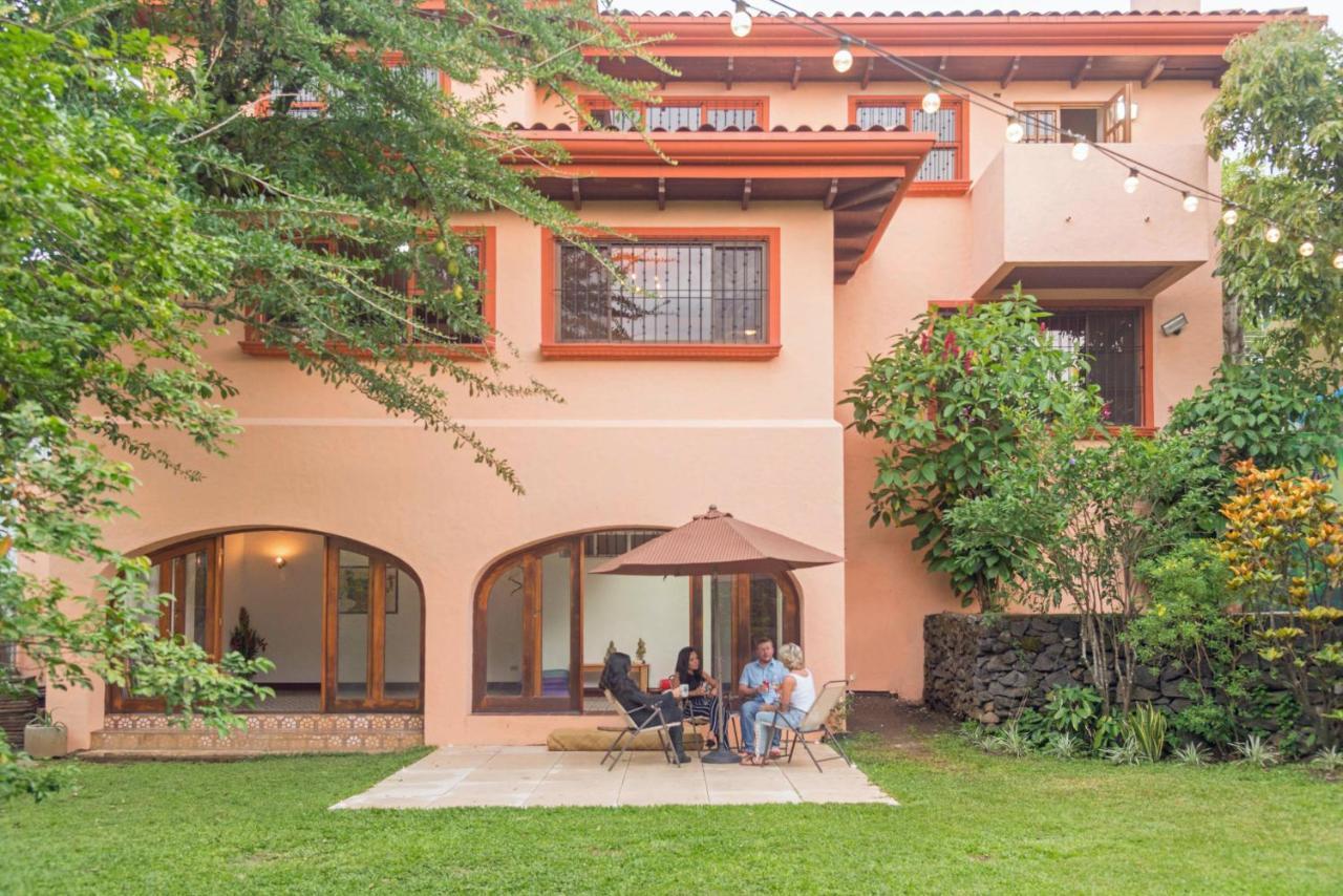 Luna Inn B&B Ciudad Cariari المظهر الخارجي الصورة