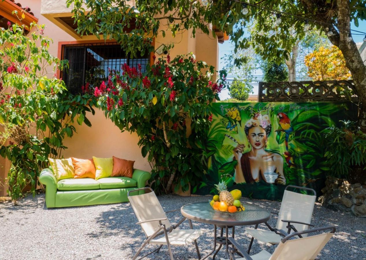 Luna Inn B&B Ciudad Cariari المظهر الخارجي الصورة