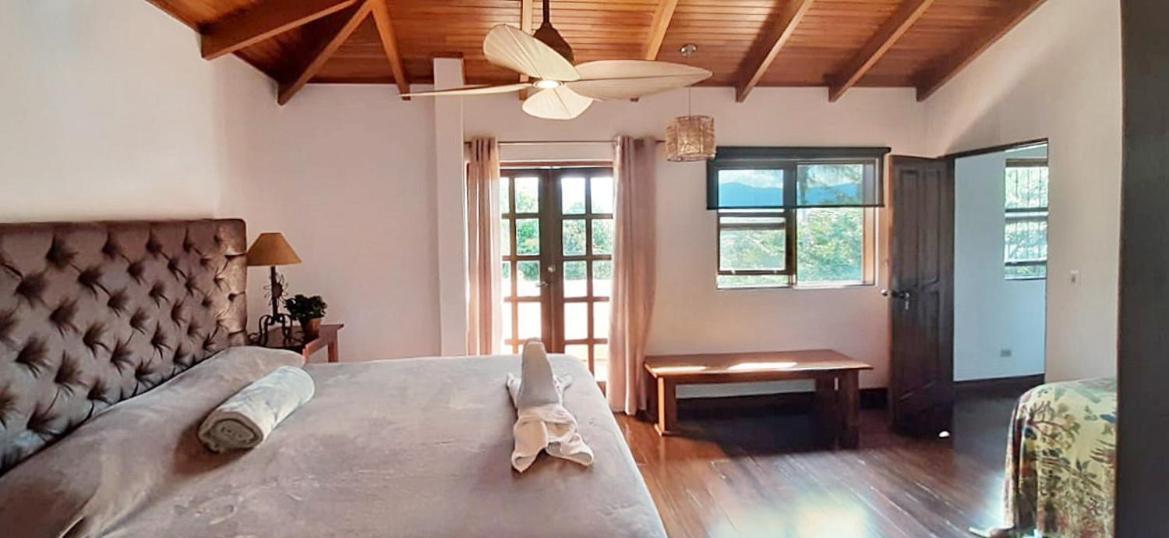 Luna Inn B&B Ciudad Cariari المظهر الخارجي الصورة